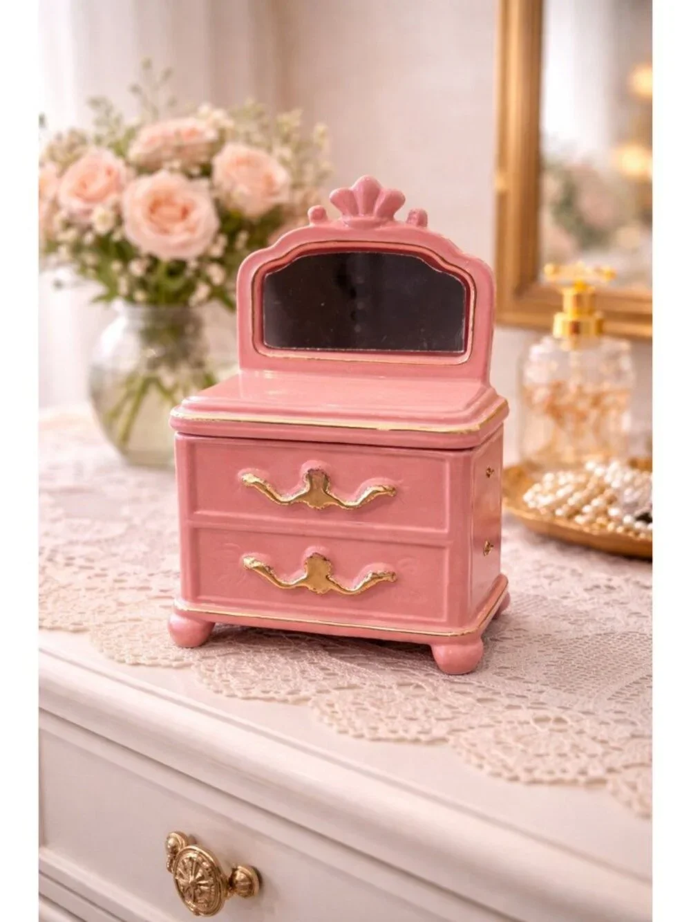 New Pink Ceramic Victoria Bedroom Vanity Storage Jewelry Trinket Box Decor